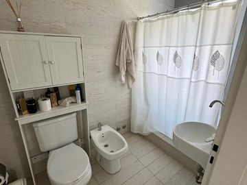 Casa en  Venta - 5 AMB en Haras Santa Maria - Acepta Permuta