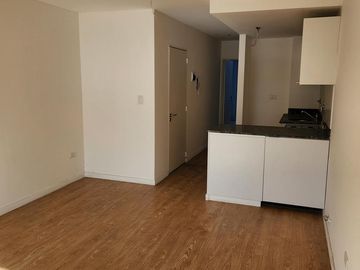 Departamento 1 dormitorio, 3 de febrero 2839, Piso 1