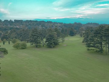 Venta, chalet 4 ambientes frente al golf, Sierra de los padres