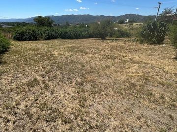 EN VENTA TERRENO PLANO EN SIQUIMAN CON INCREIBLE VISTA A 300MTS DEL LAGO SAN ROQUE REF: 1851