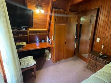 Casa mas dpto., mas local comercial en venta.