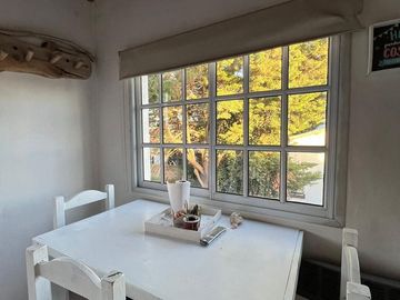 Casa mas dpto., mas local comercial en venta.