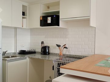 VENTA | Monoambiente AMOBLADO en Edificio Gatica 498, Neuquén