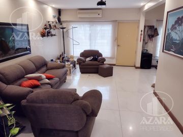 Hermoso chalet de 6 ambientes con gran jardín y piscina