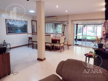 Hermoso chalet de 6 ambientes con gran jardín y piscina