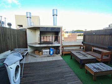 Venta Ph 2 ambientes con parrilla y cochera- Villa Urquiza