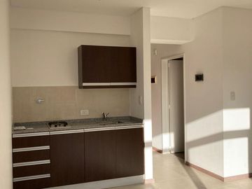Venta Ph 2 ambientes con parrilla y cochera- Villa Urquiza