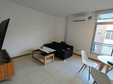 Venta Ph 2 ambientes con parrilla y cochera- Villa Urquiza