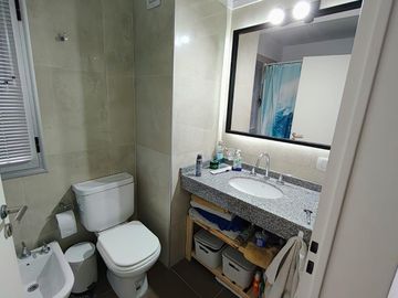 Venta Ph 2 ambientes con parrilla y cochera- Villa Urquiza