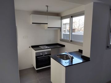 Monoambiente - edificio de categoría Villa Urquiza