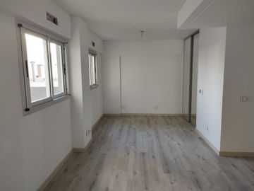 Monoambiente - edificio de categoría Villa Urquiza