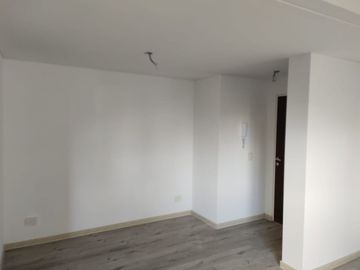 Monoambiente - edificio de categoría Villa Urquiza