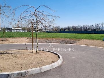 Terreno en moderno condominio en Santa Ester de Liray