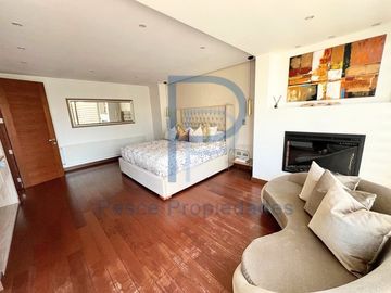 DUPLEX AMOBLADO CERCA DEL PORTAL LA DEHESA Y COSTANERA