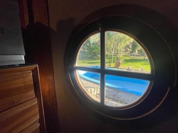 VENTA CHALET 3 AMBIENTES EN SIERRA DE LOS PADRES CON PARQUE Y PISCINA - GAS NATURAL