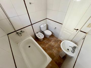 Venta PH 3 ambientes en Flores dos Terraza propia 2 baños completos