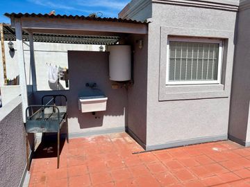 Venta PH 3 ambientes en Flores dos Terraza propia 2 baños completos
