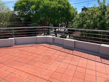 Venta PH 3 ambientes en Flores dos Terraza propia 2 baños completos