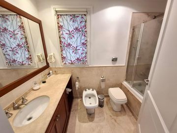 Casa a la venta en Buenos Aires Golf Club Bella Vista