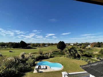 Casa a la venta en Buenos Aires Golf Club Bella Vista