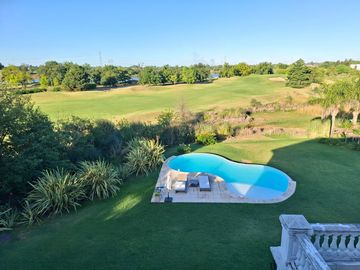 Casa a la venta en Buenos Aires Golf Club Bella Vista