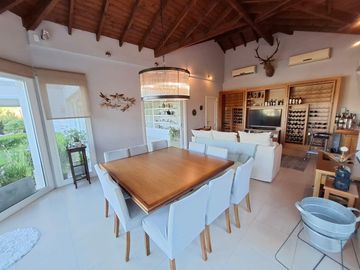 Casa a la venta en Buenos Aires Golf Club Bella Vista