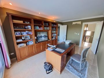 Casa a la venta en Buenos Aires Golf Club Bella Vista