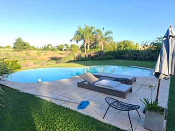 Casa a la venta en Buenos Aires Golf Club Bella Vista