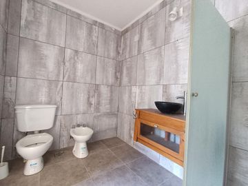 VENTA - Casa de 3 dormitorios en Tierra de Sueños III, Roldán.