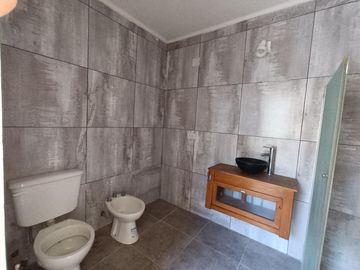 VENTA - Casa de 3 dormitorios en Tierra de Sueños III, Roldán.