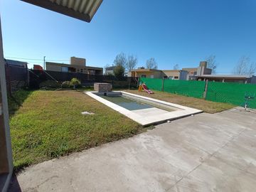 VENTA - Casa de 3 dormitorios en Tierra de Sueños III, Roldán.