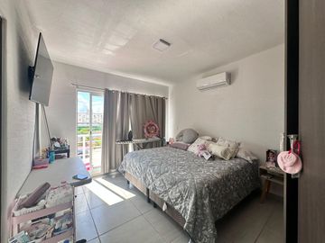 CASA EN VENTA EN RESIDENCIAL IZAMAL CANCÚN