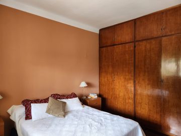 Casa en venta c/ cochera en Quilmes