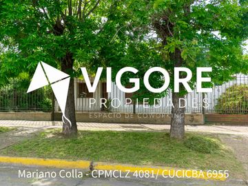 Casa en venta c/ cochera en Lomas de Zamora