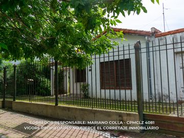Casa en venta c/ cochera en Lomas de Zamora