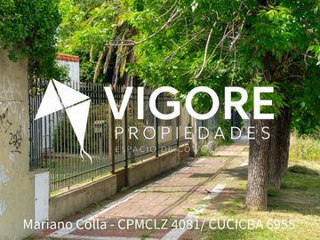 Casa en venta c/ cochera en Lomas de Zamora