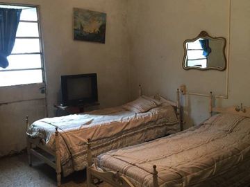 Casa en venta c/ cochera en Lomas de Zamora