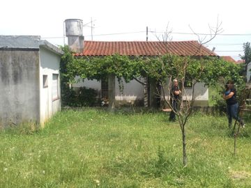 Casa en venta c/ cochera en Lomas de Zamora