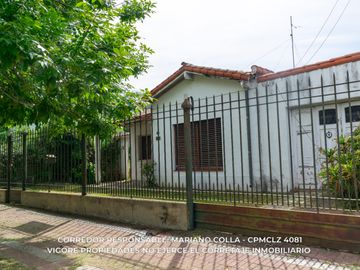 Casa en venta c/ cochera en Lomas de Zamora