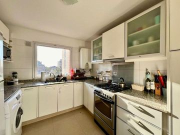 VENTA DEPTO 4 AMB C/2 COCHERAS -  CASTELAR