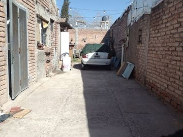 VENTA CASA CON DEPARTAMENTO GODOY CRUZ