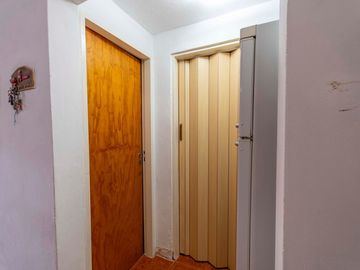 VENTA CASA 1 DORM ROLDÁN VILLA FLORES ACEPTA PERM.