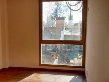 Departamento en venta con cochera zona facultades de Medicina y UCA Rosario Apto Credito Pje Zavalla