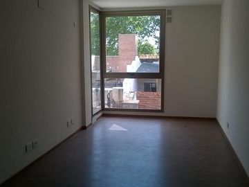 Departamento en venta con cochera zona facultades de Medicina y UCA Rosario Apto Credito Pje Zavalla