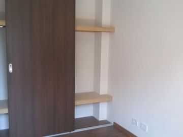 Departamento en venta con cochera zona facultades de Medicina y UCA Rosario Apto Credito Pje Zavalla