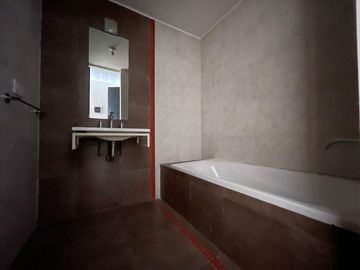 Departamento en venta con cochera zona facultades de Medicina y UCA Rosario Apto Credito Pje Zavalla