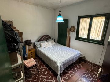 Casa quinta en venta de 3 ambientes de 2500 metros de lote.