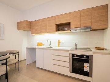 Venta PH 3 ambientes con patio y terraza reciclado a nuevo integramente