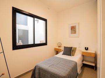 Venta PH 3 ambientes con patio y terraza reciclado a nuevo integramente