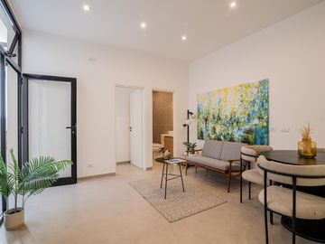 Venta PH 3 ambientes con patio y terraza reciclado a nuevo integramente